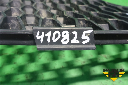 Решетка радиатора (до 2008г) (531110D140) для Toyota Yaris с 2005-2011г (Ярис)