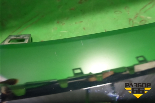 Накладка на решетку радиатора (правая) (51117309775) для BMW X5 F15 с 2013г (Х5 Ф15)