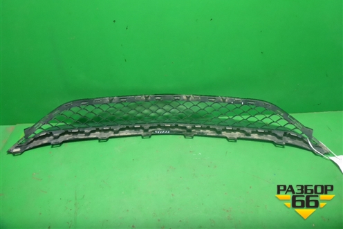 Решетка в передний бампер центральная (A2178850353) для Mercedes Benz S-Klass C217 с 2013-2020г (С)