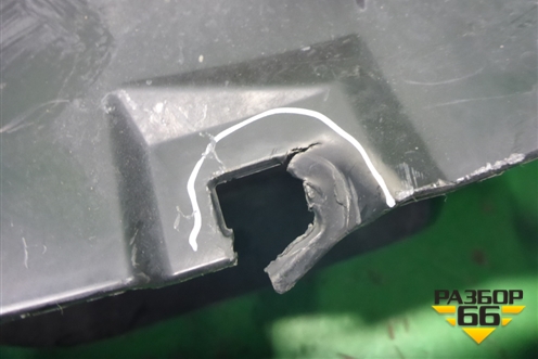 Пыльник заднего бампера правый (5872360070) для Toyota Land Cruiser (200) с 2008г (Ленд Крузер)