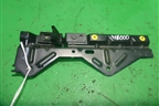 Кронштейн (пола багажника правый) (EPE500144) для Land Rover Discovery 3 с 2004-2009г