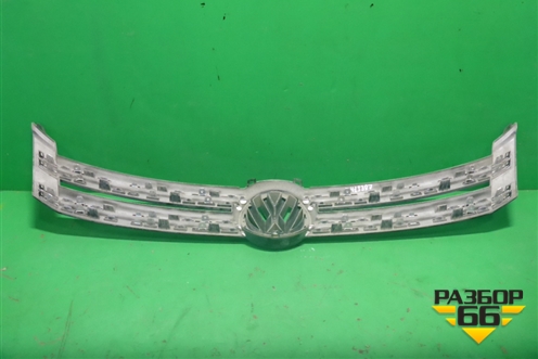Накладка на решетку радиатора (в сборе) (5N0853655) для Volkswagen Tiguan с 2011-2016г (Тигуан)