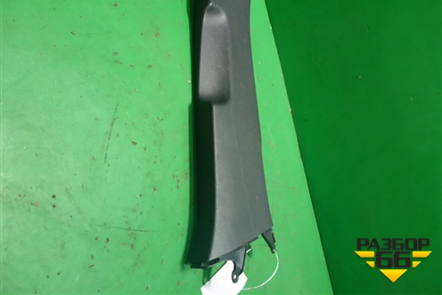 Обшивка стойки центральная нижняя правая (5-ти дверный кузов) (1K4867298J) для Volkswagen Golf VI с 2009-2012г (Гольф 6)