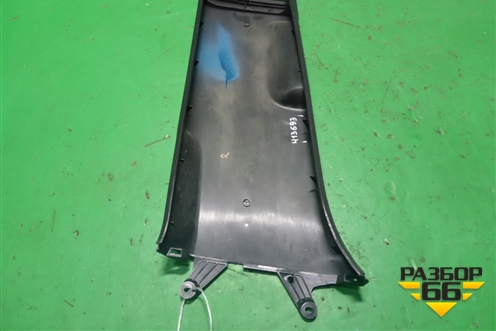 Обшивка стойки центральная нижняя правая (5-ти дверный кузов) (1K4867298J) для Volkswagen Golf VI с 2009-2012г (Гольф 6)