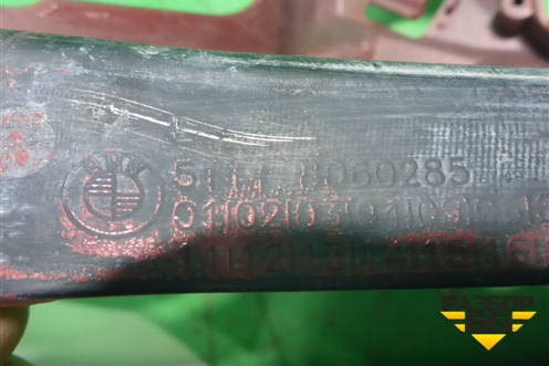 Кронштейн ПТФ левый (после 2015г) (51118060285) для BMW 1-серия F20/F21 с 2011г