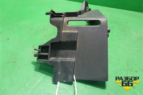 Держатель задней полки правый (лифтбэк) (5JA867762A) для Skoda Rapid с 2013г (Рапид)