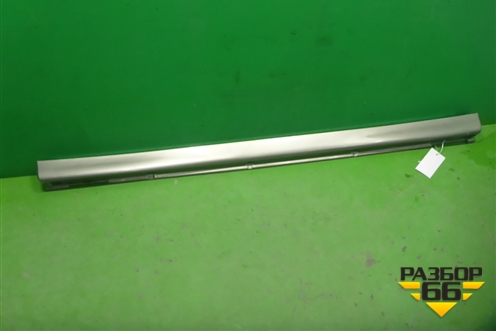 Накладка на порог наружная правая (91057FC080) для Subaru Forester (SF5-9) с 1997-2002г (Форестер)