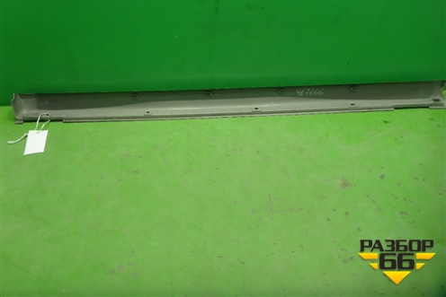 Накладка на порог наружная правая (91057FC080) для Subaru Forester (SF5-9) с 1997-2002г (Форестер)