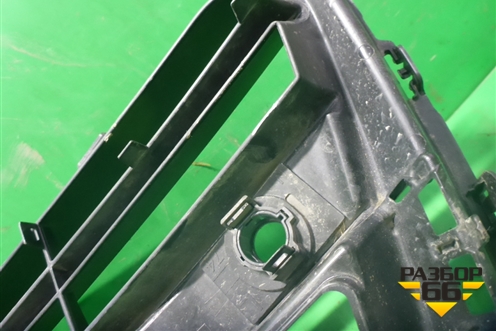 Решетка радиатора (нижняя часть под парктроник до 2019г) (5311248160) для Lexus RX 350 c 2015г (РХ)