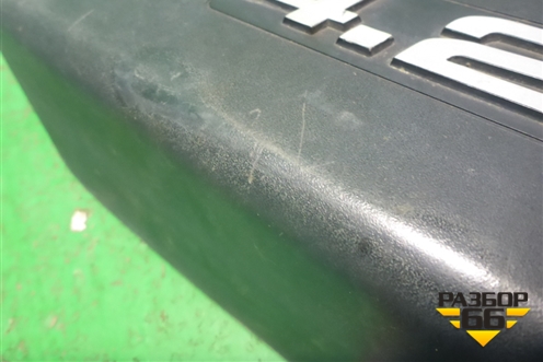 Накладка декоративная на двигатель (V8 4.2л) (077103935C) для Audi A8 с 1994-1998г (А8)