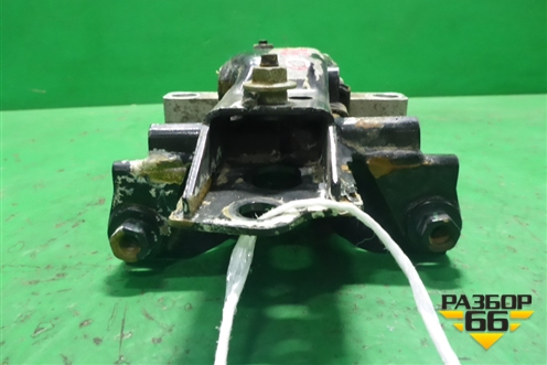 Опора КПП левая ( 1.2л CGP МКПП) (6Q0199555AR) для Seat Ibiza с 2008-2017г (Ибица)