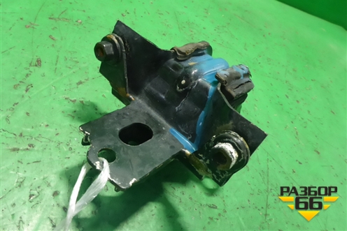 Опора КПП левая ( 1.2л CGP МКПП) (6Q0199555AR) для Seat Ibiza с 2008-2017г (Ибица)