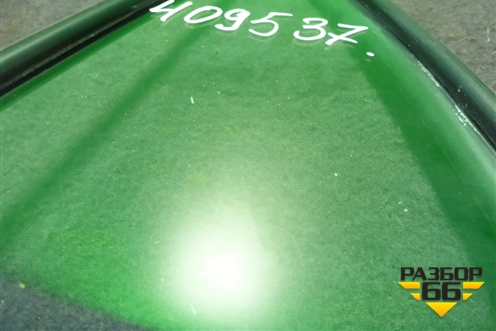 Стекло двери задней левой форточка (хетчбэк) для Toyota Corolla (E12) с 2001-2007г (Королла 120)