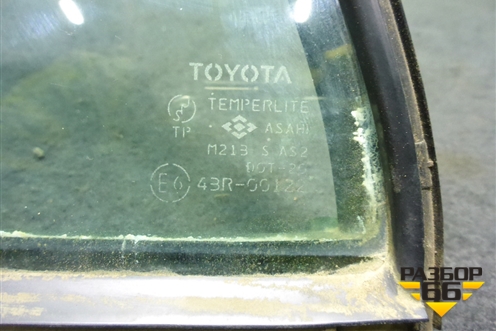 Стекло двери задней левой форточка (хетчбэк) для Toyota Corolla (E12) с 2001-2007г (Королла 120)