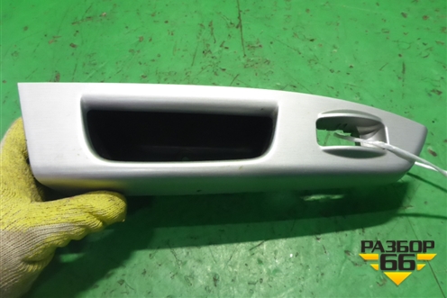 Накладка двери задней левой (на обшивку) (935801C010) для Hyundai Getz с 2002г (Гетц)