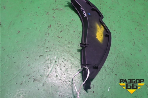 Накладка на торпедо (боковая правая) (8002A180ZZ) для Mitsubishi Lancer-X с 2007г (Лансер)