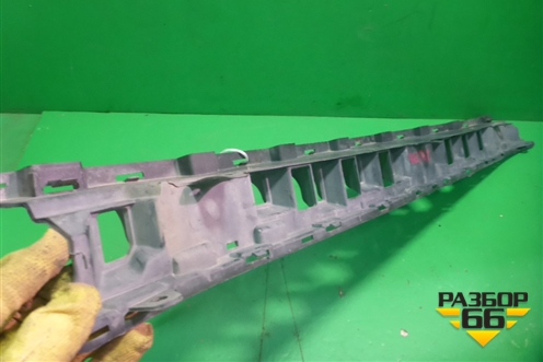 Кронштейн переднего бампера центральный (нижний AMG) (A2538852200) для Mercedes Benz GLC-Klass X253  с 2015г (ГЛЦ)