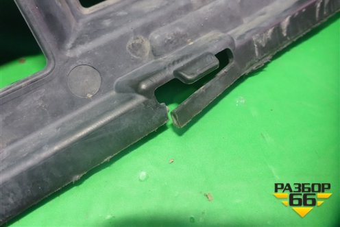 Кронштейн переднего бампера центральный (нижний AMG) (A2538852200) для Mercedes Benz GLC-Klass X253  с 2015г (ГЛЦ)