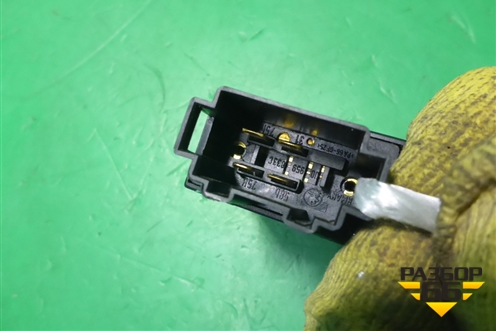 Кнопка открывания лючка бензобака (1U0959833C) для Skoda Octavia (А4) с 1997-2011г (Октавия)