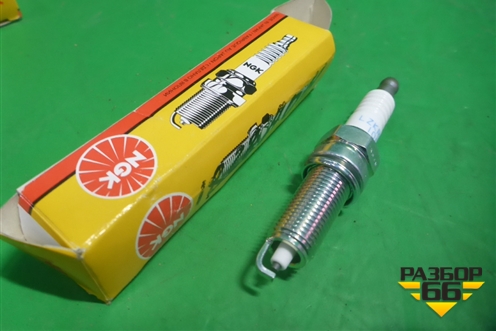 Свеча зажигания (1822A011) для Mitsubishi Outlander XL с 2006-2012г (Аутлендер ХЛ)