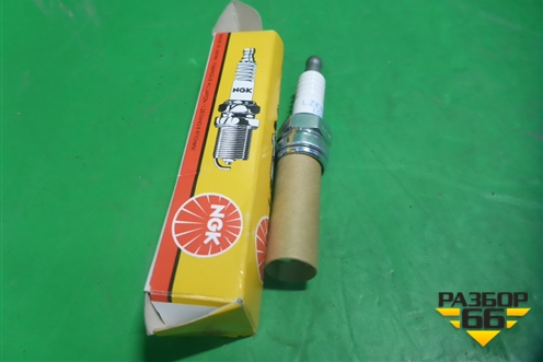 Свеча зажигания (1822A011) для Mitsubishi Outlander XL с 2006-2012г (Аутлендер ХЛ)