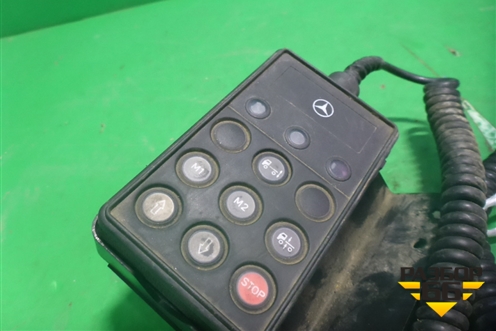 Пульт управления пневморессорами (A0015458213) для Mercedes Benz TRUCK Actros MP3 с 2008г (Актрос)