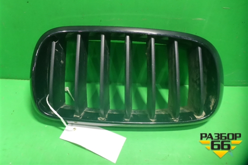 Решетка радиатора правая (7316076) для BMW X5 F15 с 2013г (Х5 Ф15)