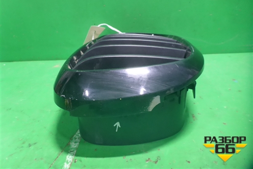 Решетка радиатора правая (7316076) для BMW X5 F15 с 2013г (Х5 Ф15)