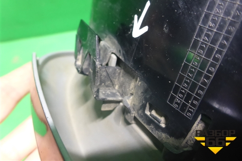 Решетка радиатора правая (7316076) для BMW X5 F15 с 2013г (Х5 Ф15)