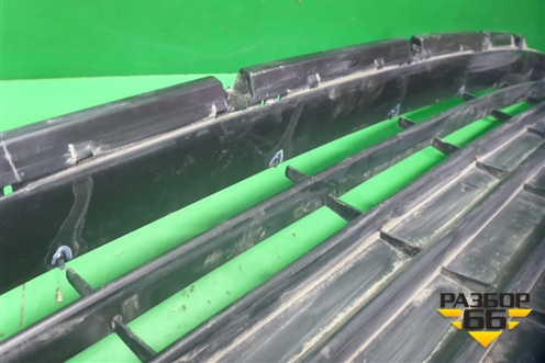 Решетка радиатора (нижняя часть под парктроник до 2019г) (5311248160) для Lexus RX 350 c 2015г (РХ)