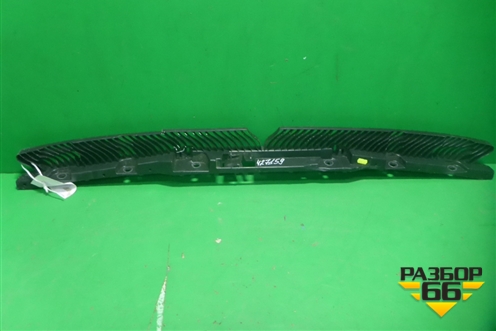 Кронштейн заднего бампера центральный (5NR807863) для Volkswagen Tiguan с 2016г (Тигуан)