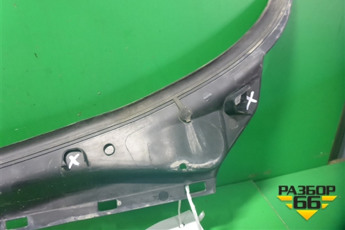 Решетка стеклоочистителей (51717206135) для BMW X5 E70 с 2007-2013г (Х5 Е70)