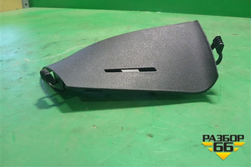Накладка внутренняя (справа у торпедо) (13315870) для Opel Corsa D с 2006-2014г (Корса Д)