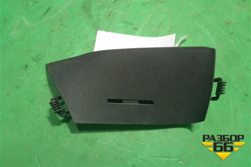Накладка внутренняя (справа у торпедо) (13315870) для Opel Corsa D с 2006-2014г (Корса Д)