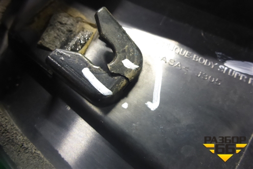 Накладка заднего крыла правого (хетчбэк) (95477389) для Chevrolet Cruze c 2009-2015г (Круз)