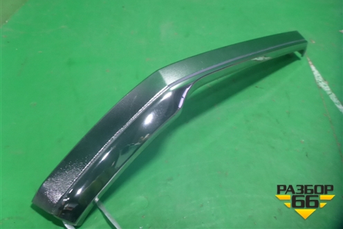 Накладка на решетку радиатора (левая нижняя хром) (531240K060) для Toyota Hilux с 2015-2025г (Хайлюкс)