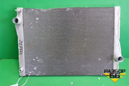 Радиатор охлаждения (17118654431) для BMW X5 F15 с 2013г (Х5 Ф15)