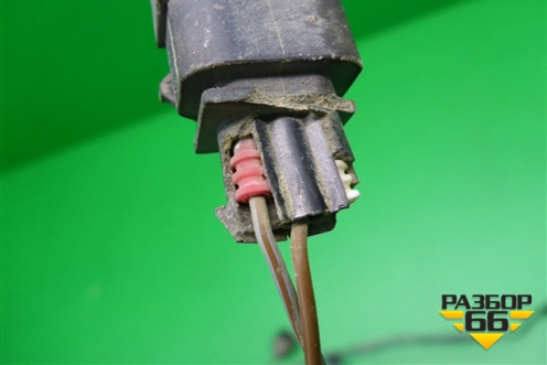 Проводка заднего бампера (подсветка номера) (3C5971104F) для Volkswagen Passat (B6) с 2005-2010г (Пассат Б6)