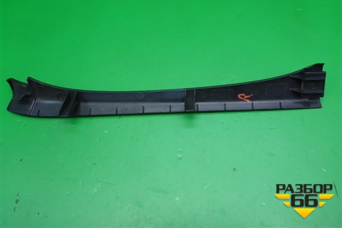 Накладка на торпедо (вертикальная правая) (3C0863238) (3C0868238) для Volkswagen Passat (B6) с 2005-2010г (Пассат Б6)