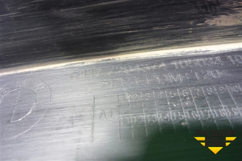 Накладка переднего крыла правого (51177294374) для BMW X5 F15 с 2013г (Х5 Ф15)