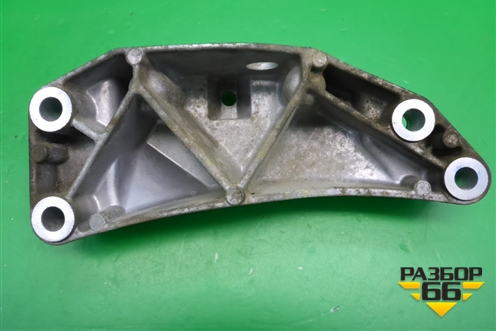 Кронштейн КПП левый ( 1.8л BZB АКПП) (1K0199117) для Volkswagen Passat (B6) с 2005-2010г (Пассат Б6)