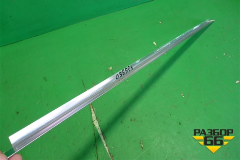 Накладка стекла заднего левого (верхний) (51357289681) для BMW X5 F15 с 2013г (Х5 Ф15)