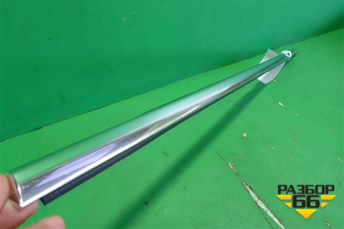 Накладка стекла заднего левого (51327289647) для BMW X5 F15 с 2013г (Х5 Ф15)