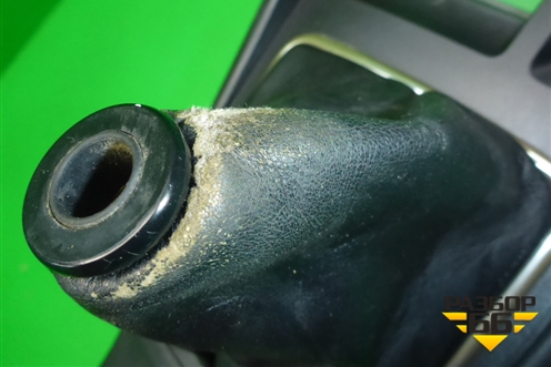 Подлокотник (под механику) (8011A219ZZ) для Mitsubishi Lancer-X с 2007г (Лансер)