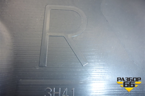 Обшивка стойки центральная нижняя правая (7211A056) для Mitsubishi Lancer-X с 2007г (Лансер)