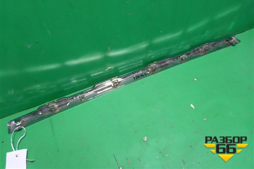 Накладка на решетку радиатора (верхняя после 2017г) (5312760130) для Toyota Land Cruiser Prado(150) с 2009г (Ленд Крузер Прадо)