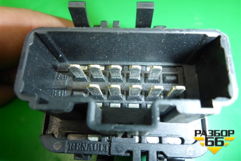 Модуль управления стеклоподъёмниками (на две двери) для Renault Clio с 1998-2002г (Клио)