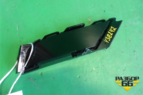 Заглушка в передний бампер (R-Line) (5NA853950B) для Volkswagen Tiguan с 2016г (Тигуан)