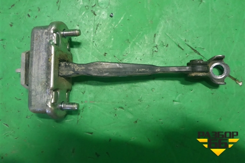 Ограничитель двери задней правой для Nissan Tiida (C11X) с 2004-2013г (Тиида)