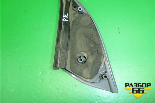 Накладка двери передней правой уголок (7700845733) для Renault Clio с 1998-2002г (Клио)